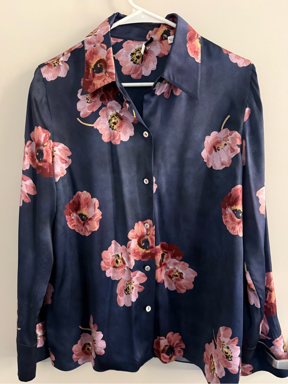 Vince Silk Women's Navy Floral Button-Up Shirt - Pink Flower Print
